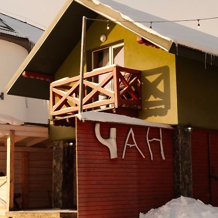 Robert Hotel Dragobrat Exterior photo
